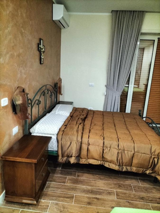 Apartmán La Dimora Di Alex Neapol Exteriér fotografie